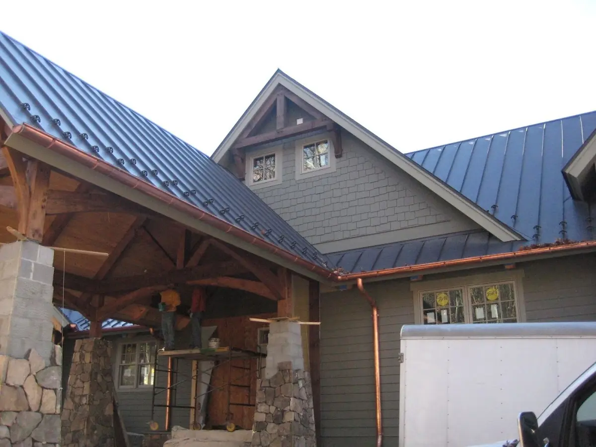 Craftsman Roofing team delivering quality roofing work in Glen Anna